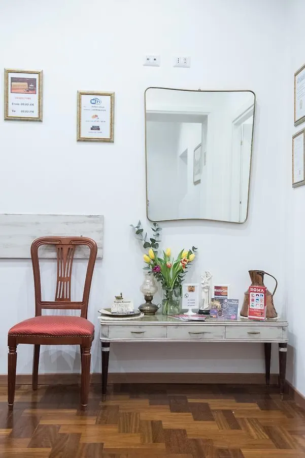 Domus Giulia Bed & Breakfast Rome 2*,