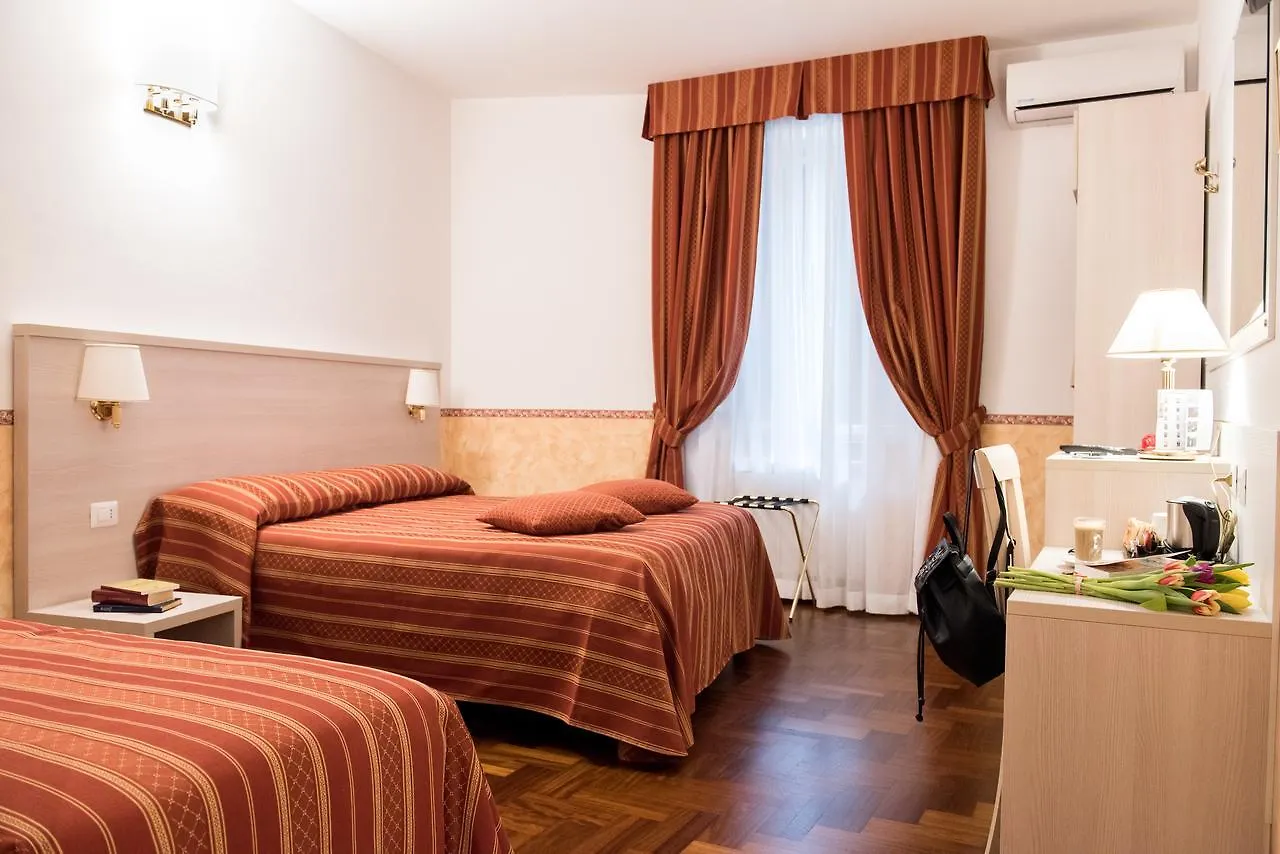 Domus Giulia Bed & Breakfast Rome 2*,